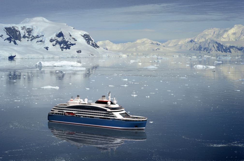 discovering-antarctica-with-ponant