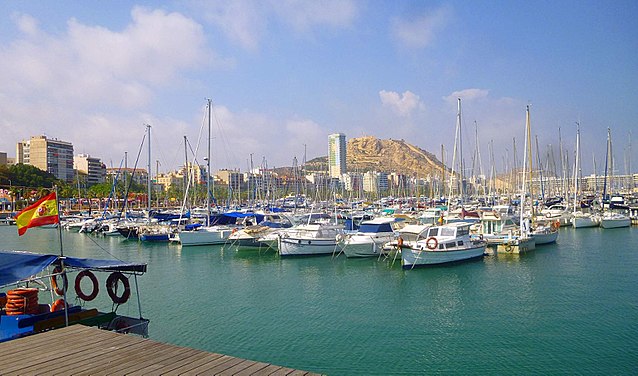 Alicante porto wikicommons