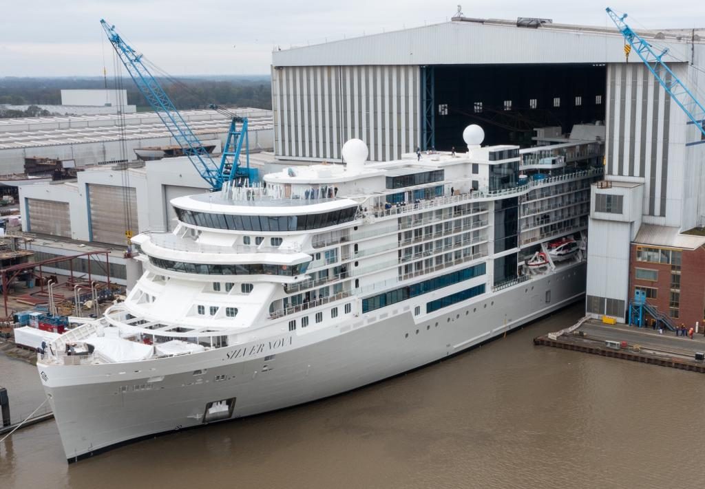 silversea-cruises-silver-nova-leaves-the-dock