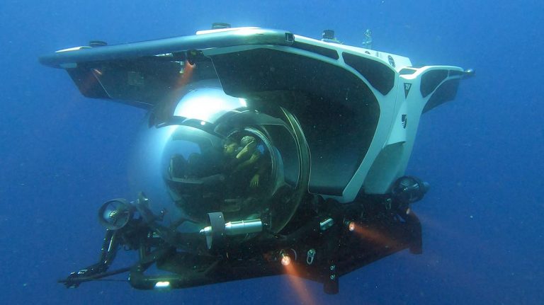 Submarine Seabourn Venture