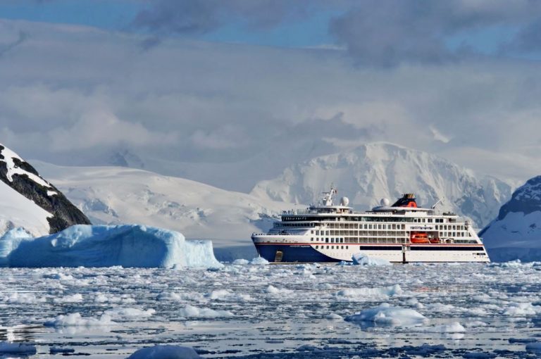 hapag-lloyd-cruises-hochzeit-in-der-antarktis