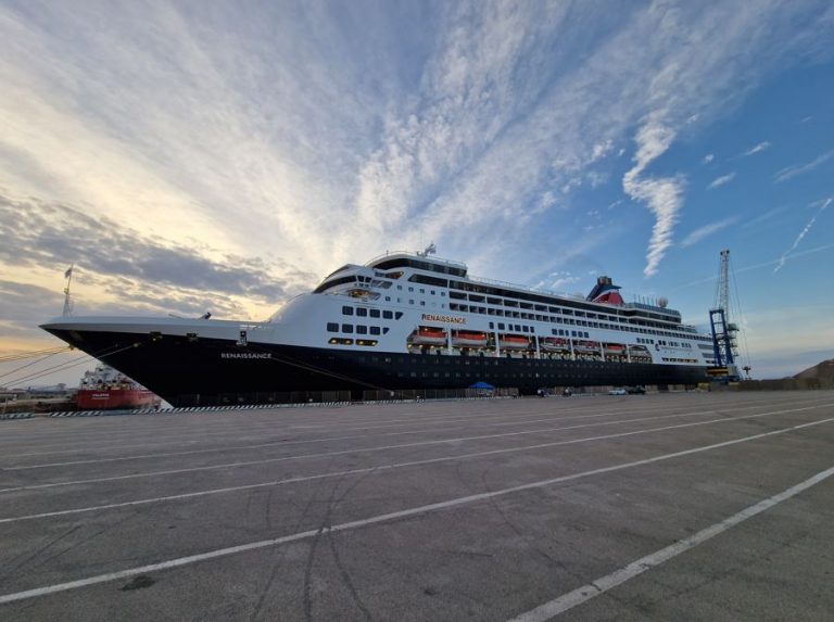 Ms Renaissance Cfc CFC: Renaissance debutta e convince | Cruising Journal