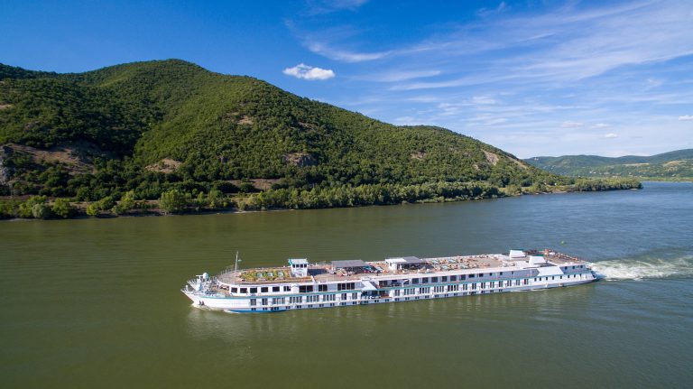 Riverside Mozart Danube