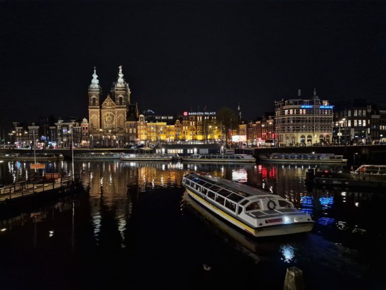 Amsterdam by night