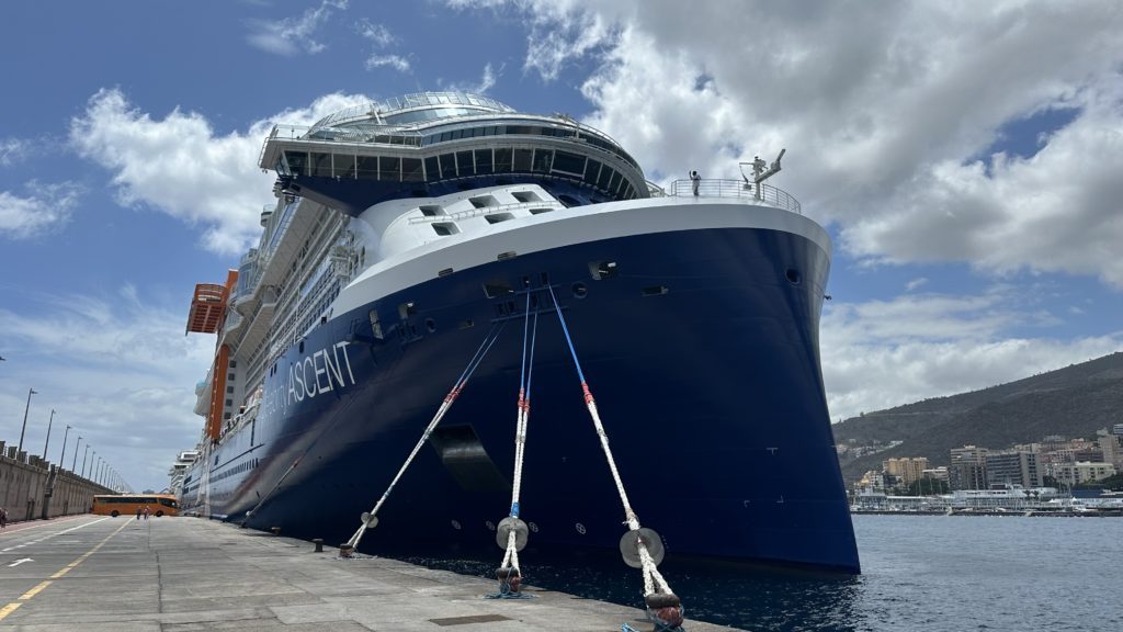 el-puerto-de-santa-cruz-acoge-tres-nuevos-barcos