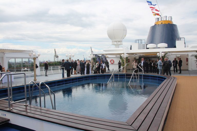 Hamburg_Pooldeck