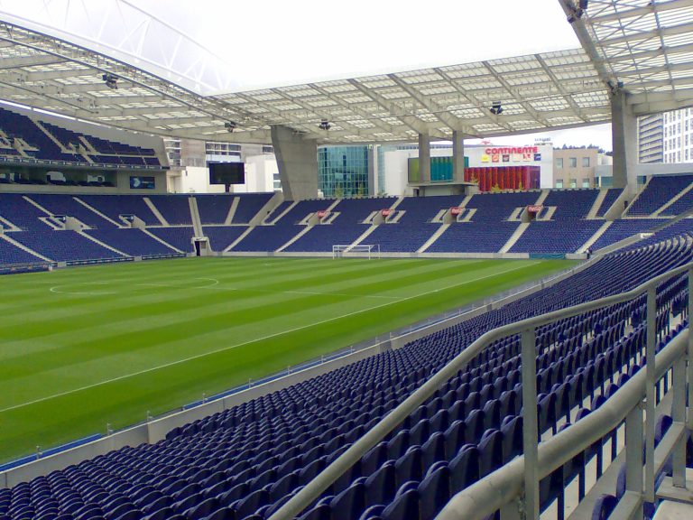 Estadio_do_Dragao_en_Porto