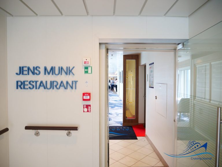 Ocean_Albatros_Jens_Munk_Restaurant