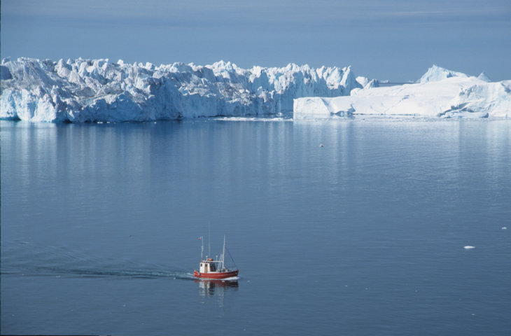 a-la-decouverte-dilulissat-la-ville-des-icebergs