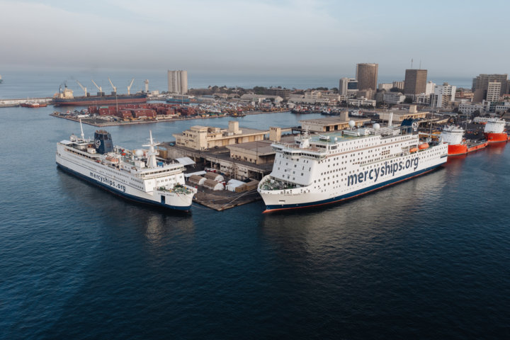 mercy-ships-une-flotte-unique-au-monde