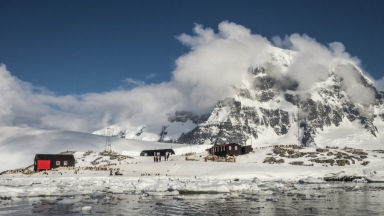 Antarctica, Port Lockroy_ copyright Dietmar Denger