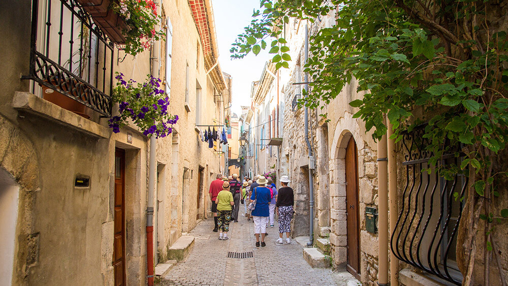 discovering-the-secrets-of-the-rhone-with-riverside