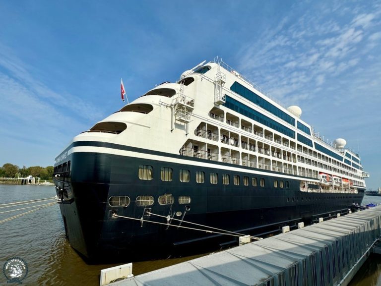 Azamara in Antwerp