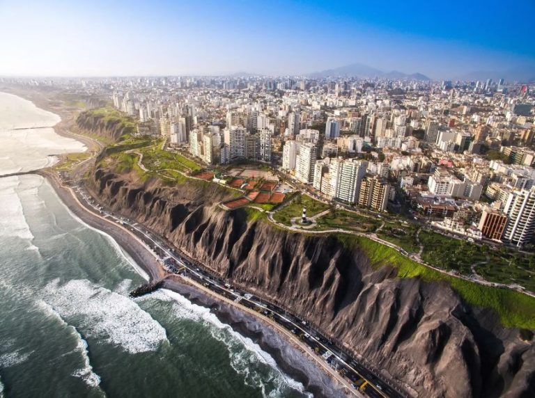 Lima, Peru_crystal