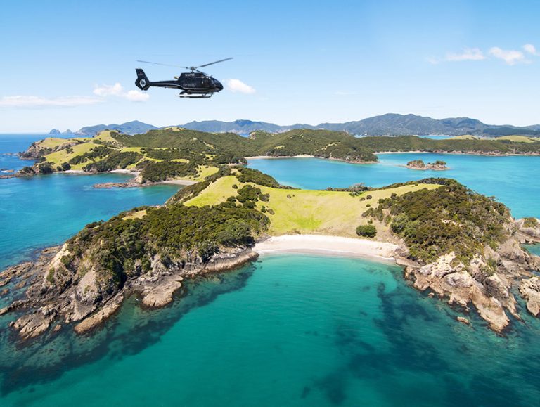 SE-Bay-of-Islands-New-Zealand