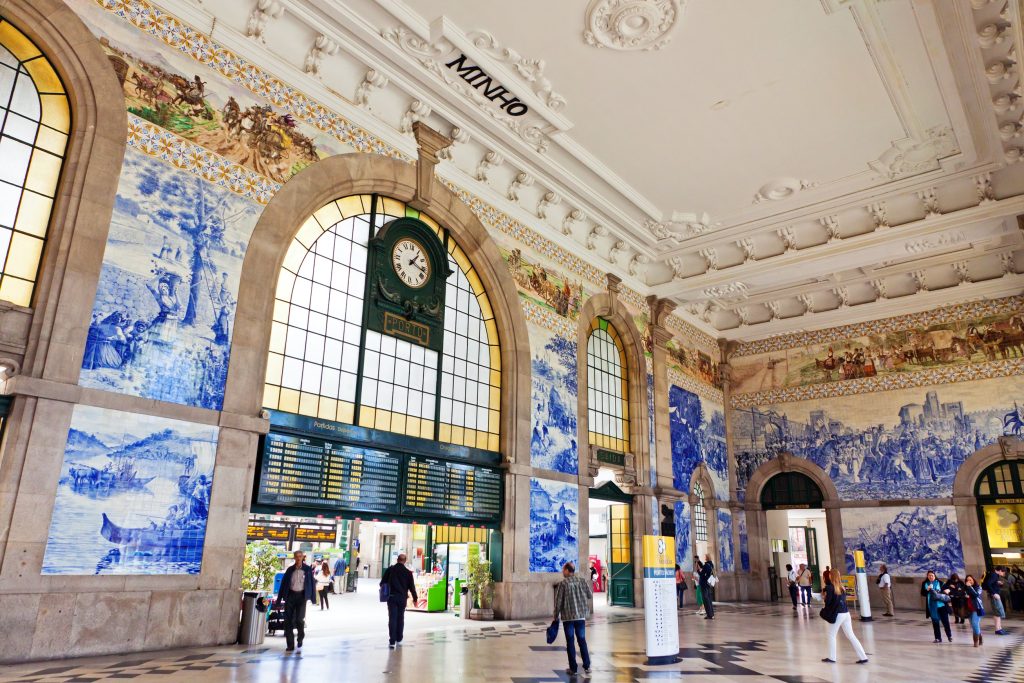 porto-e-a-sua-arte-o-encanto-dos-azulejos