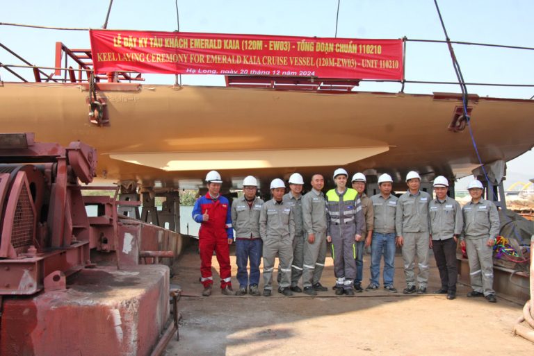 Emerald Kaia Keel laying