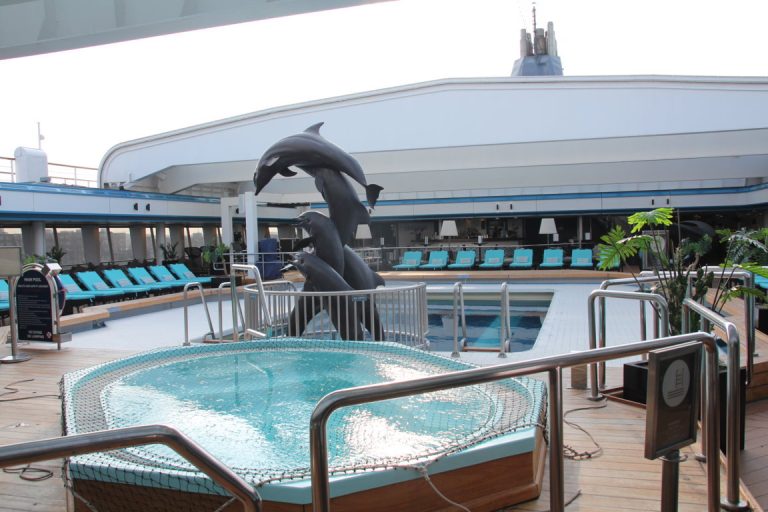 Vasco_da_Gama_Lido_Deck_Whirlpools05_2024_Kai_Ortel