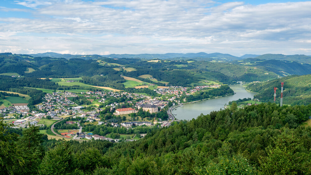 riverside-cruises-die-malerische-stadt-grein