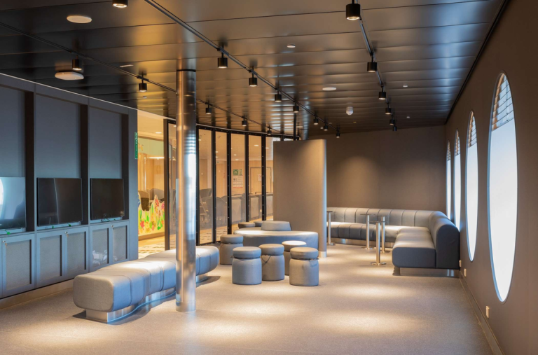 TT-Line_Spirit_of_Tasmania_Cinema_Lobby_1_DAMPA_Clip_in_100dpi