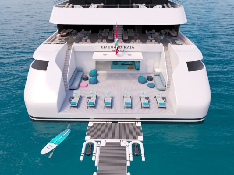 EY_Emerald_Kaia_Apr2025_Marina_001