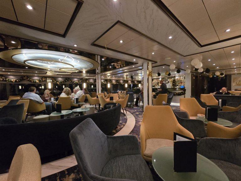 Main Lounge Bar