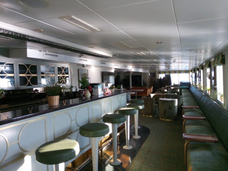 Serenissima_Andrea_Lounge_2024_Vestland_Classic_Cruises_Ruth_Moritz_5