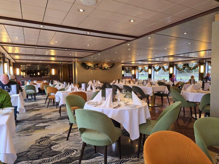 Verdastro main dining room (2)