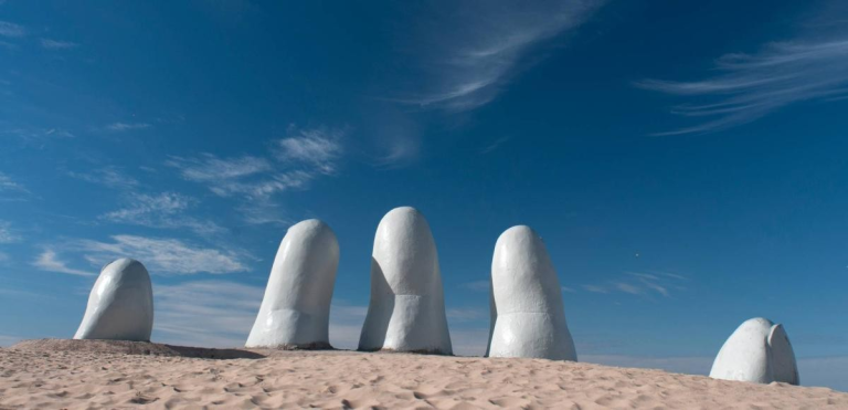 Los Dedos, playa brava punta del este