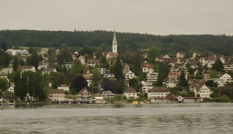 Village on Lake Cruise (1)