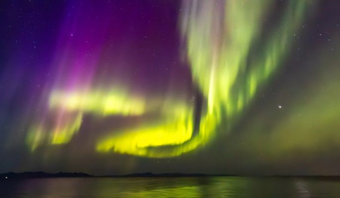 Albatros Expeditions: Discovering the Aurora