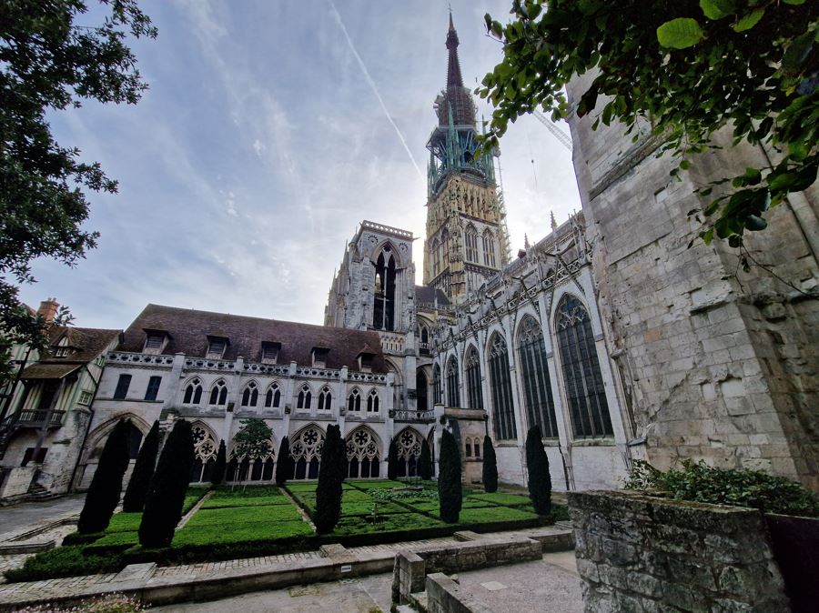 rouen-un-mosaique-dhistoire-dart-et-de-traditions