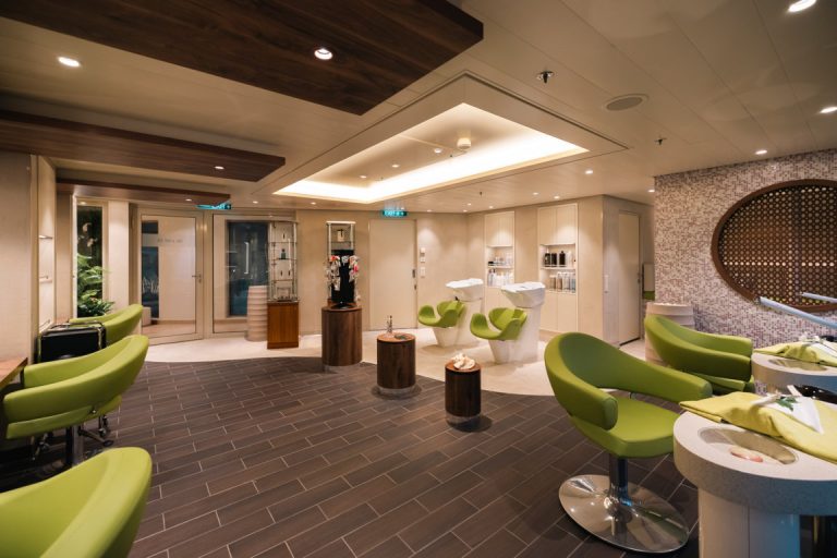 AIDAdiva_NailundHairSpa_Mar25.jpg
