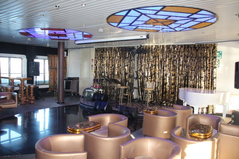 Gemini_Eros_Lounge