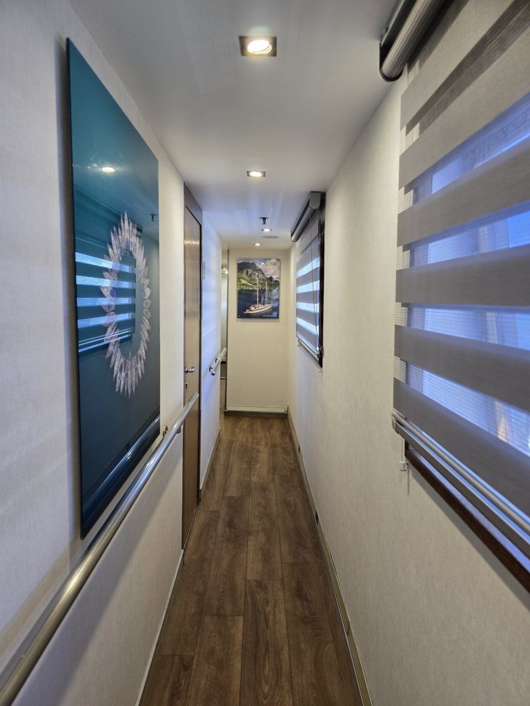 Harmony G interiors