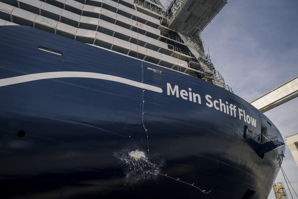 monfalcone-tui-cruises-new-green-ship-launched