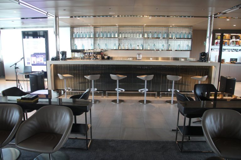 Amici Bar & Lounge_Emerald azzurra