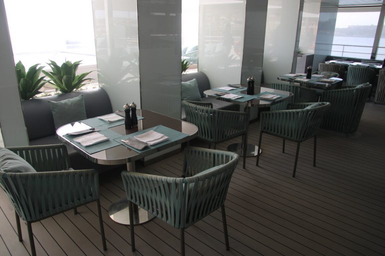 Aqua Cafe_Emerlad Azzurra
