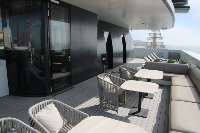 Sky Bar_Emerald Azzurra