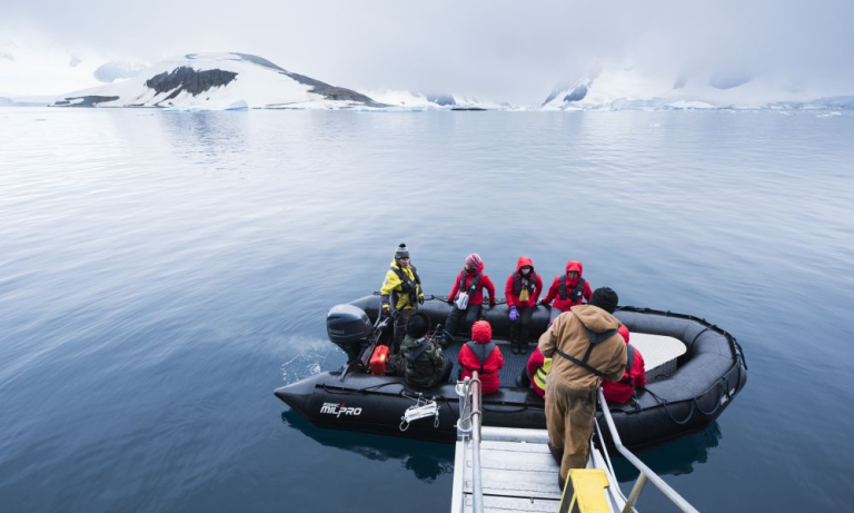 Boarding a Zodiac for an Antarctic adventure_Albatros Expeditions
