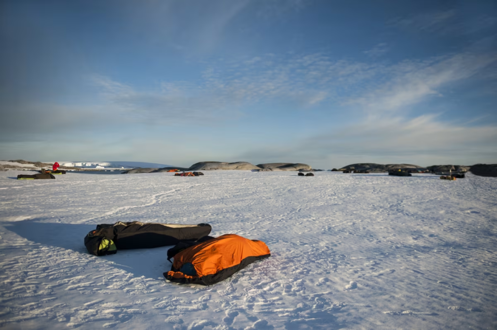 a-guide-to-camping-in-antarctica-with-oceanwide