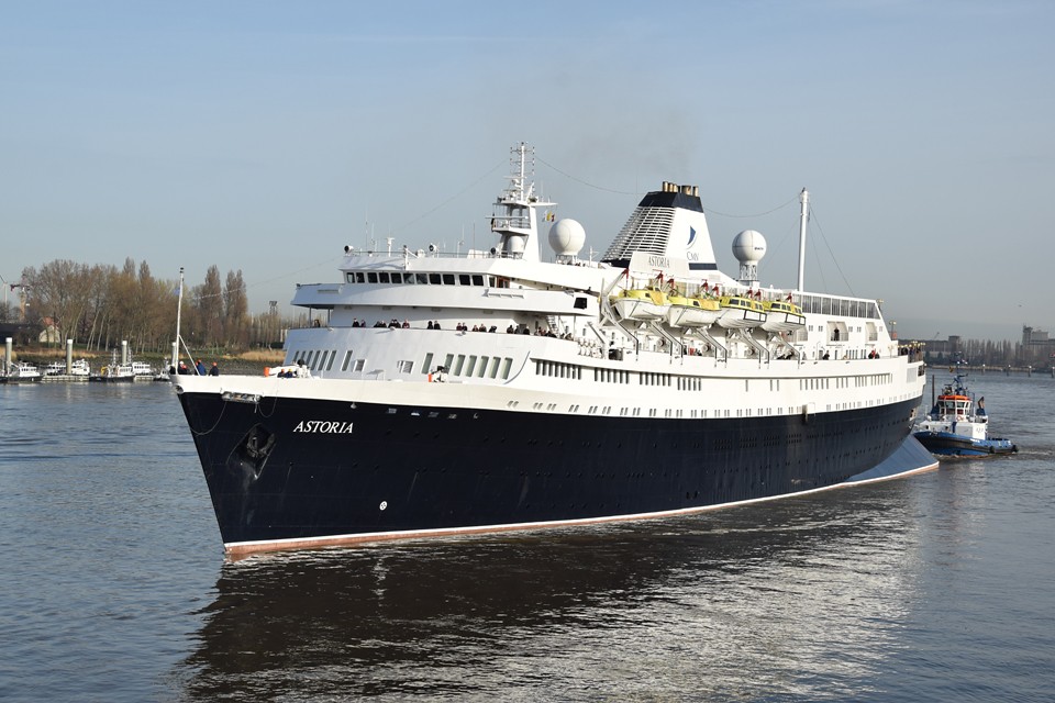 endlich-abriss-fuer-die-alte-astoria