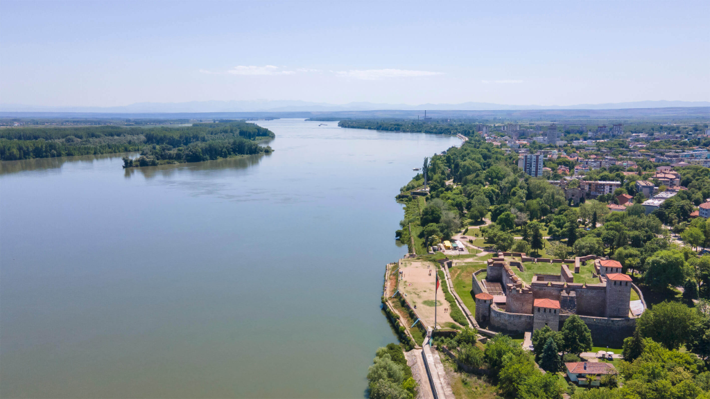 Riverside: History & amazing landscapes in the Balkans