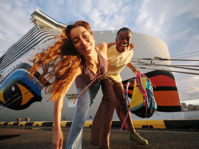 AIDA_Birthday_c_Max Threlfall