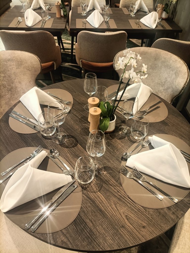 Riviera Rose - Restaurant