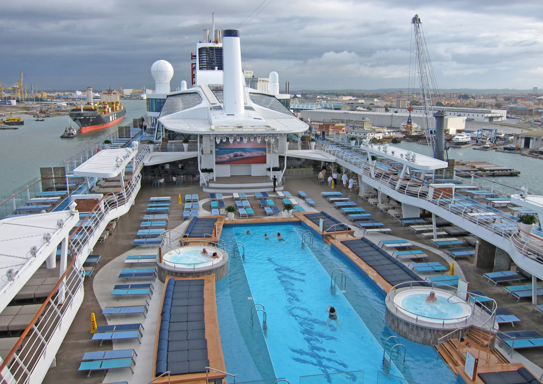 Dalla Mein Schiff 6 alla Mein Schiff 7