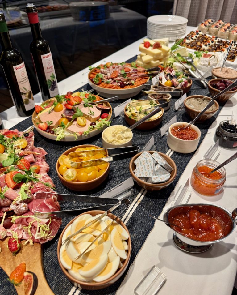 BISTRO BUFFET JANE AUSTEN