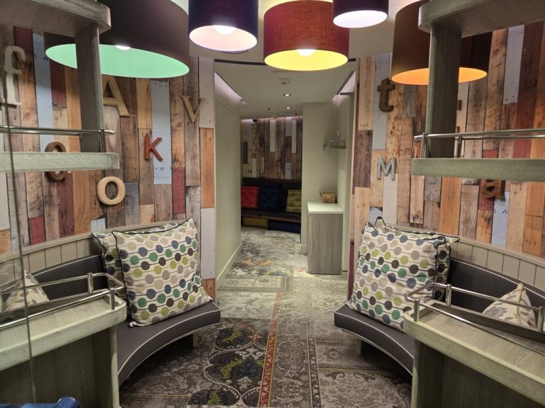 Crystal_Serenity_Waves_Fantasia Crystal_Serenity_Waves_Fantasia