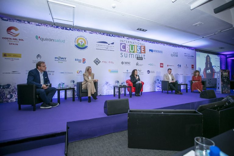 ICS 2025 Session 1 - The great debate - The most important current topics in the industry