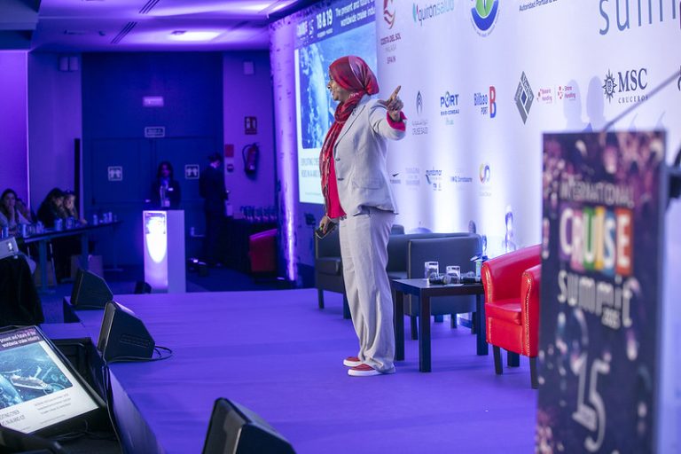 Presentation - Exploiting cyber risks in AI and IOT - Securing smart ports and cruises_